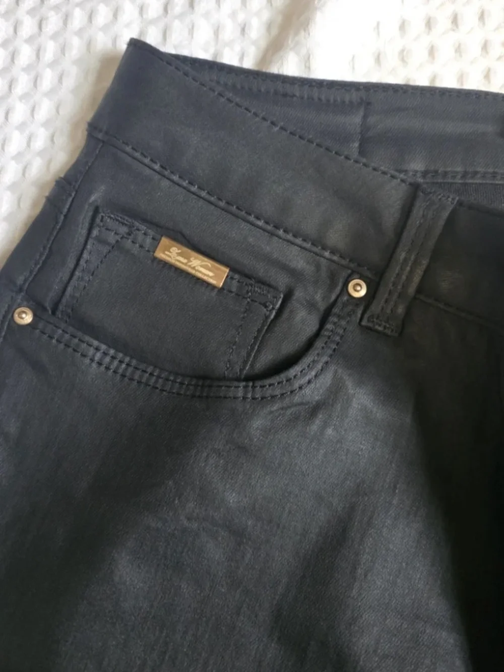 Zara Women's Black Skinny Jeans -Slim Fit
